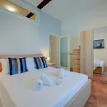 Aparthotel Arona 4* Арона