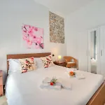 Aparthotel Arona 4*