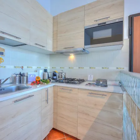 Daire Aparthotel Arona