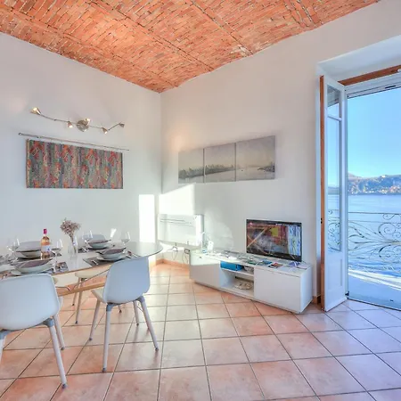 Aparthotel Arona Apartman