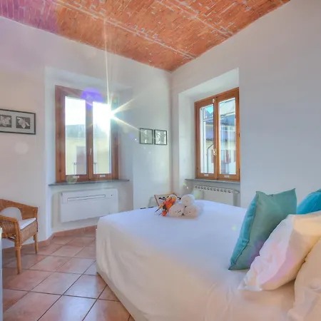 - Happy Apartment 4*