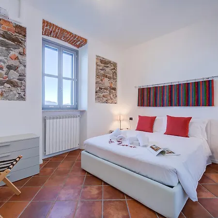 Aparthotel Arona On Lakeshore
