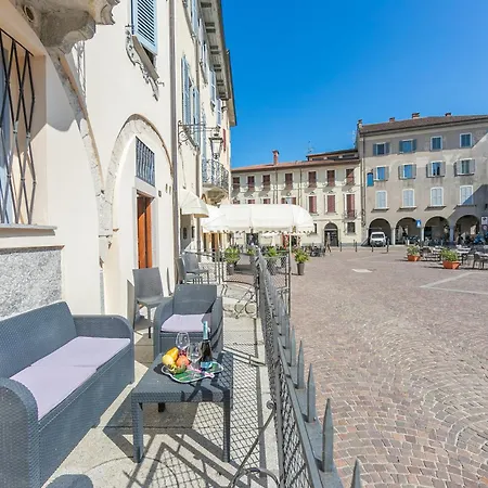 - Happy Apartment 4*