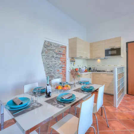 Aparthotel Arona Apartman