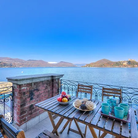 Aparthotel Arona Apartman 4*