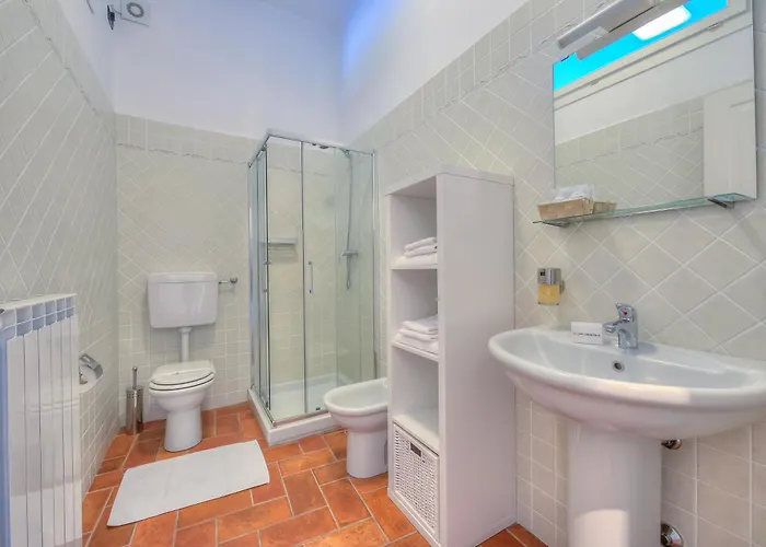 Aparthotel Arona Арона